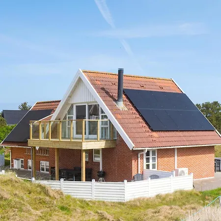 4 Bedroom Stunning In Feriehus