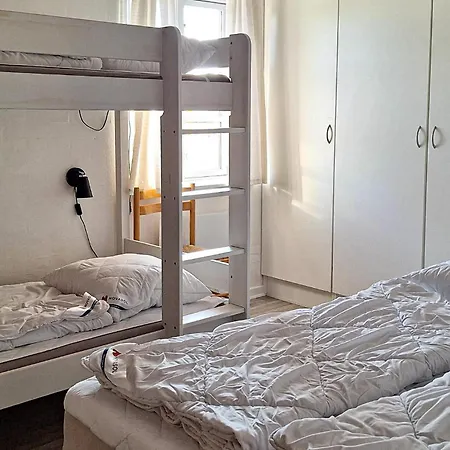 4 Bedroom Stunning In *