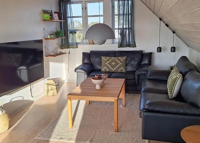 4 Bedroom Stunning In